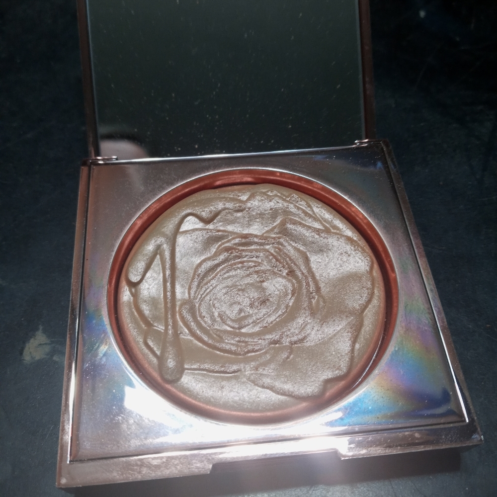 Smashbox Vlada highlight